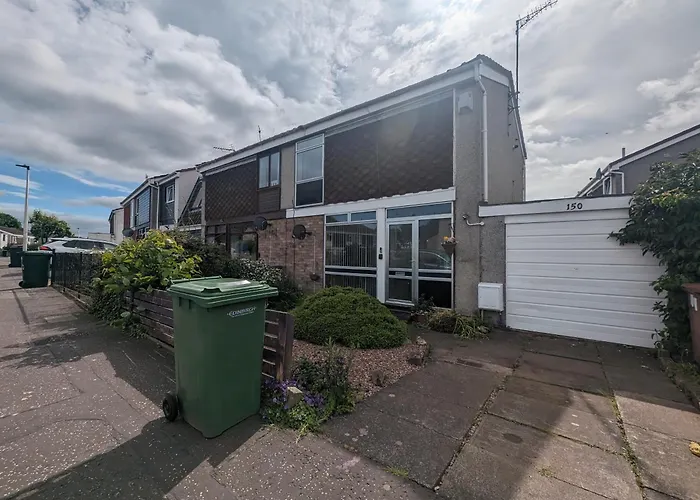 Gorgeous Full In Daire *