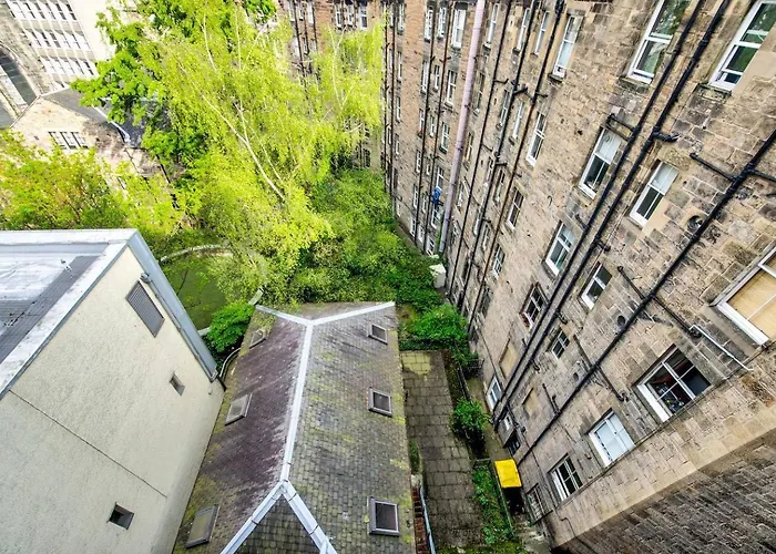 Guestready - Royal Mile Centre 2-bed