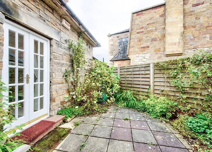 Guestready - Classic Charm Near Holyrood Park * Edinburgh