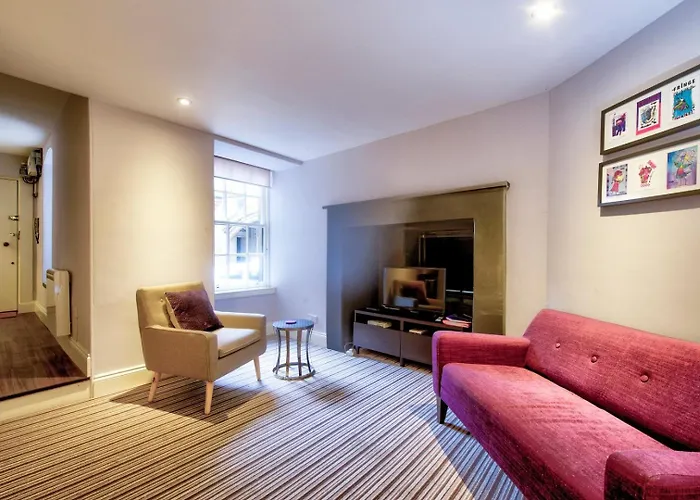 Guestready - Elegant In Old Town אדינבורו