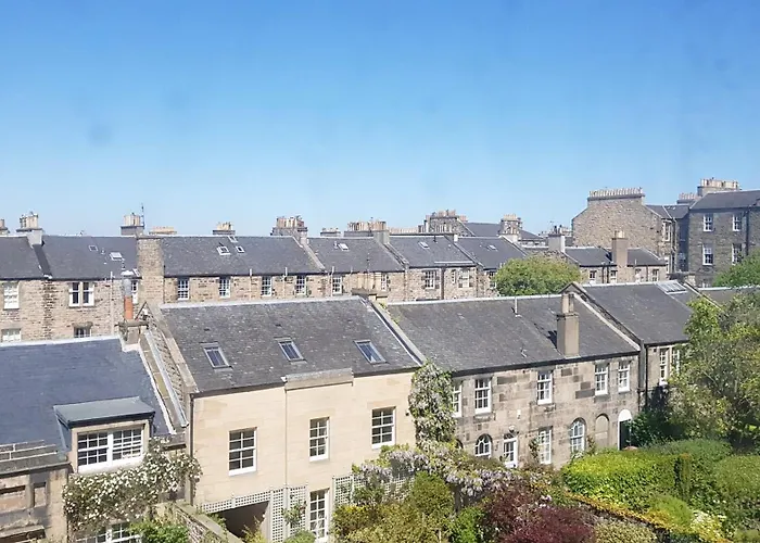 דירה Spacious 2-bedroom Georgian