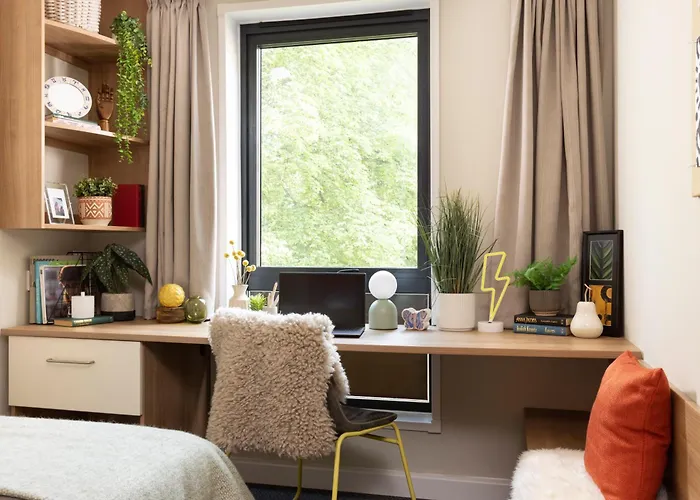 Apartahotel Unite Students - Chalmers Street - The Meadows 3*