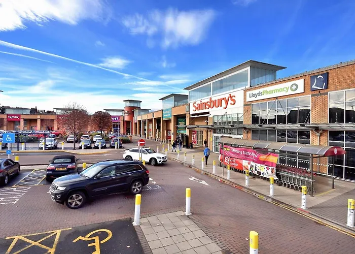 15 Mins To Princes Street Spacious Lakeside With Free Parking * إدنبرة