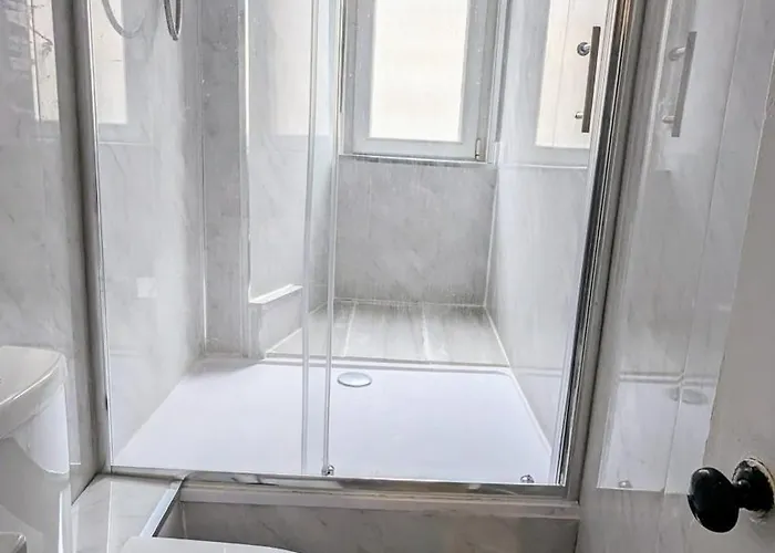 Friends إدنبرة