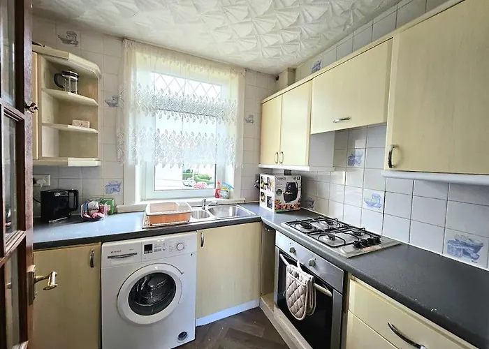 Appartamento 2 Bed With 4 Beds & Parking Edimburgo