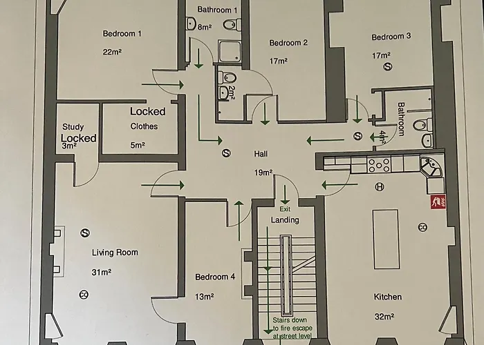 Georgian 4 Bedroom 3 Bathroom New Town Apartment *
