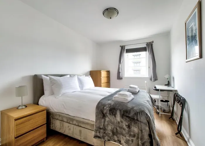 Guestready - Stylish W/ Parking Near Lejlighed *