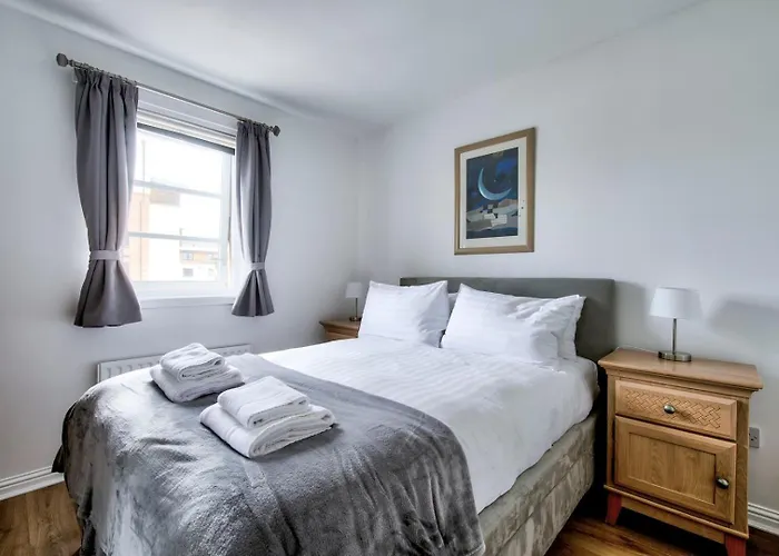 Guestready - Stylish W/ Parking Near
