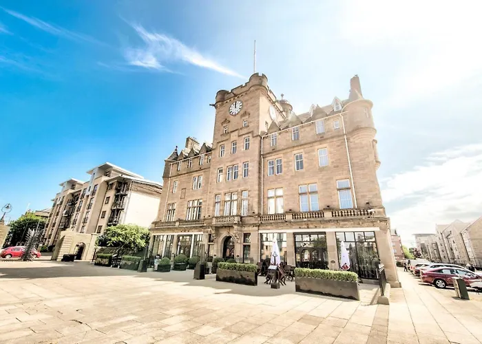 Guestready - Stylish W/ Parking Near
