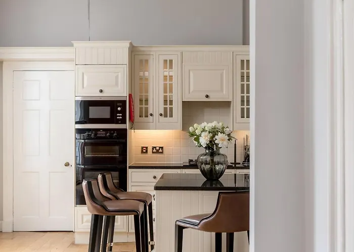 The Gait At Hill Square