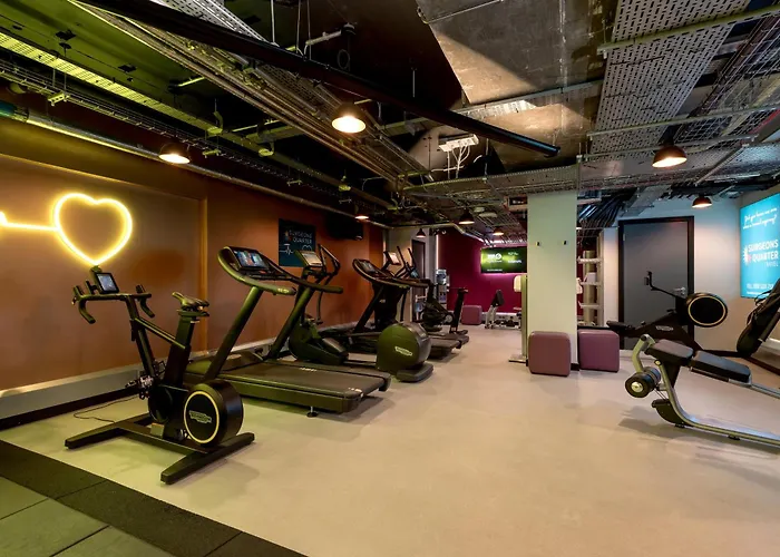 The Gait At Hill Square