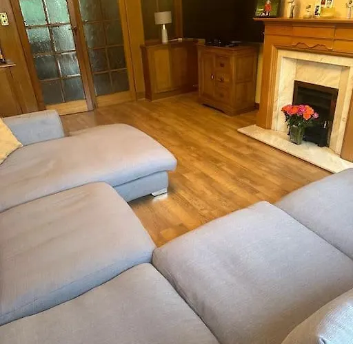 Beautiful Family With Golf Edinburgh