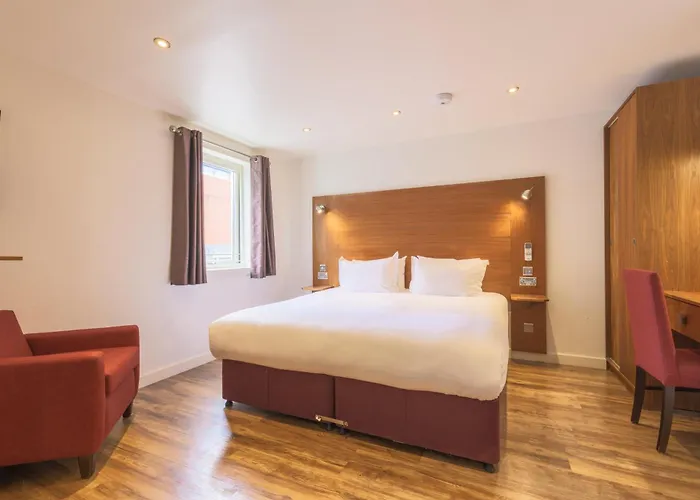 Aparthotel Holyrood Edimburgo