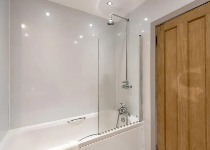 Daire Causewayside - The Address *