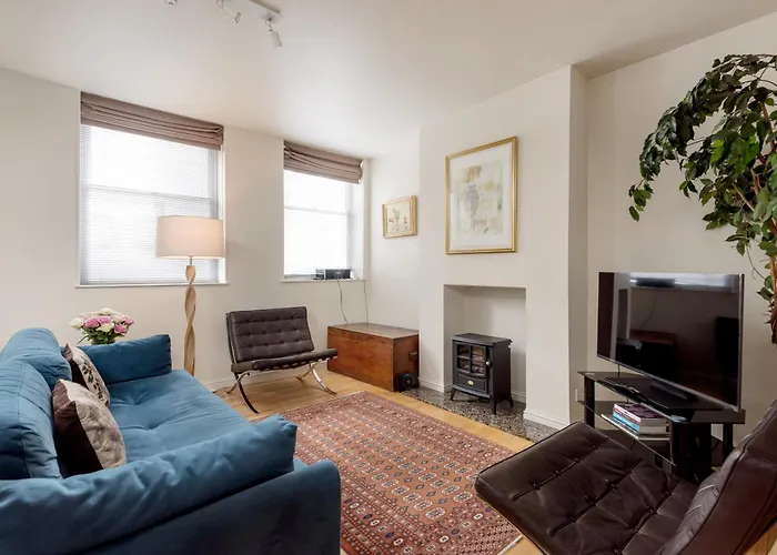 Apartment Causewayside @ The Address *