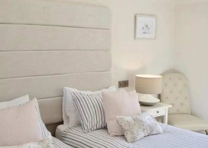 The Lane Apartment Edinburgh