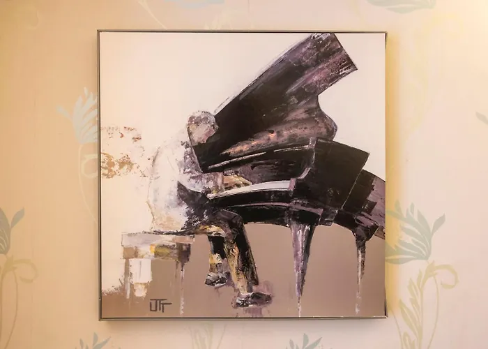 Guestready - Beautiful New Town Studio, With Patio شقة *