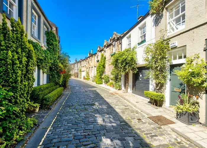 Guestready - Beautiful New Town Studio, With Patio شقة *