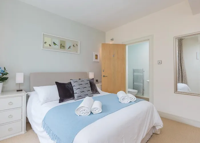 Thistle Street - 401