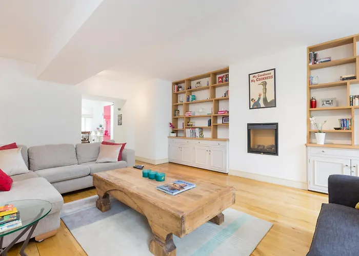 Thistle Street - 401