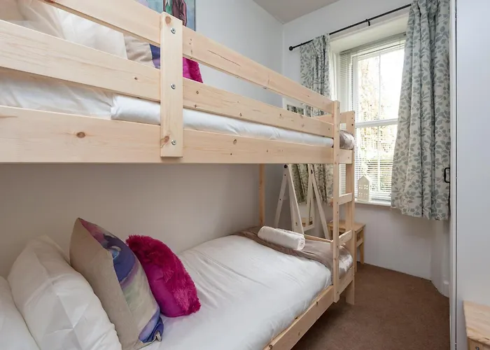 Regent Place - 412 * Edinburgh