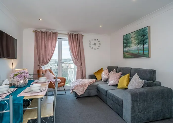 Pass The Keys Cosy Flat * Edinburgh