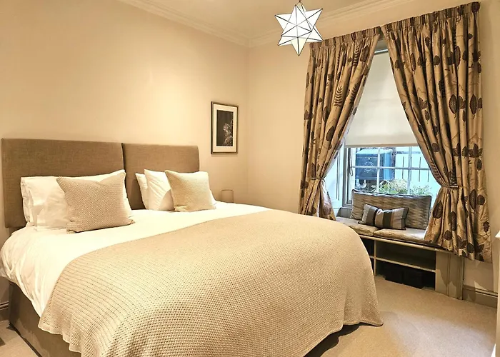 Elegant 1-bedroom *