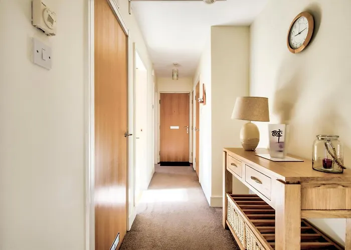 Guestready - Bright Near New Town Apartamento
