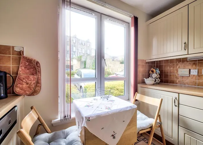 Guestready - Bright Near New Town Edinburgh