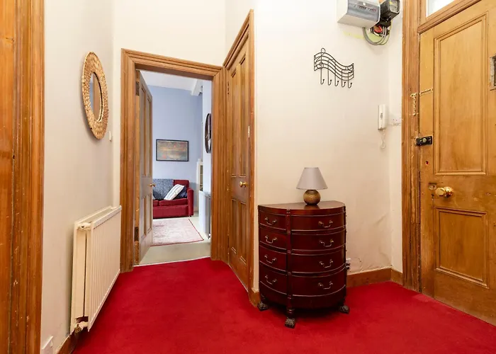 Charming 1-bedroom Getaway * Edinburgh