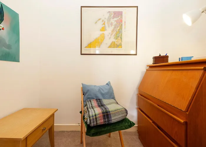 Charming 1-bedroom Getaway Apartment