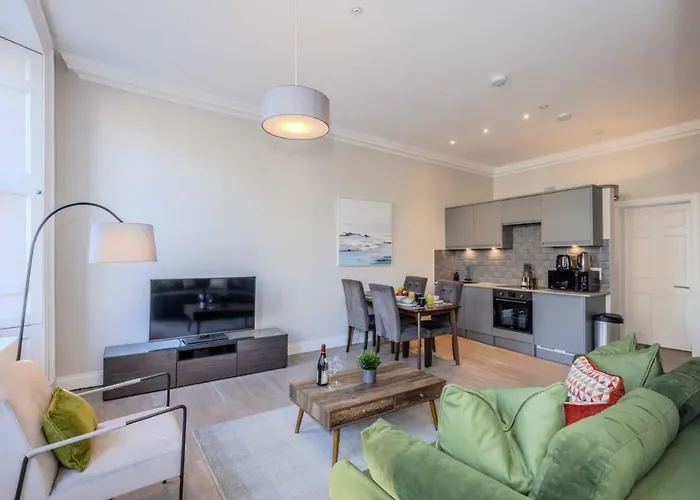 Dragon - Centre 2 Bed Edinburgh