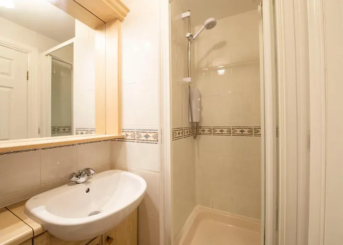 Guestready - 3bdr W/ Private Parking Lägenhet Edinburg