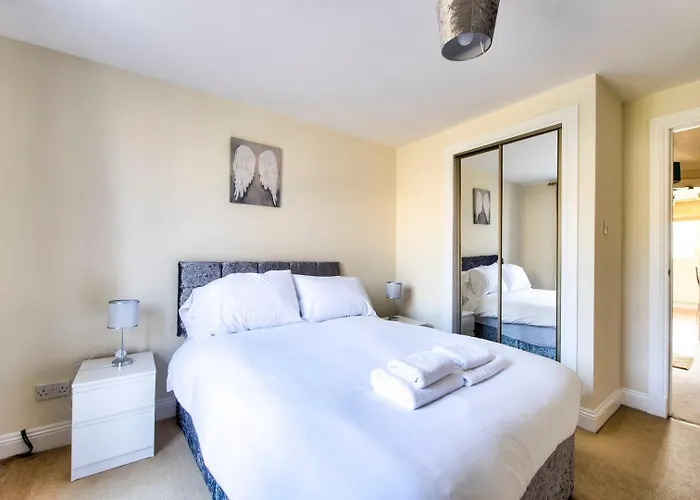 Guestready - 3bdr W/ Private Parking * Edinburg