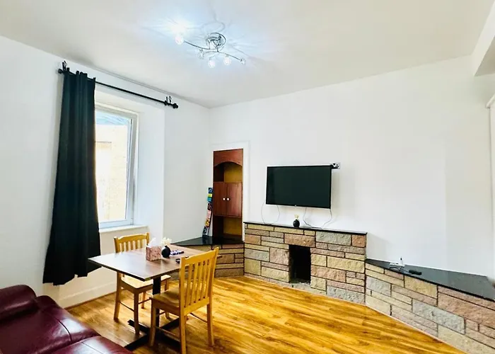 Central 1bhk Heart Of The City Daire