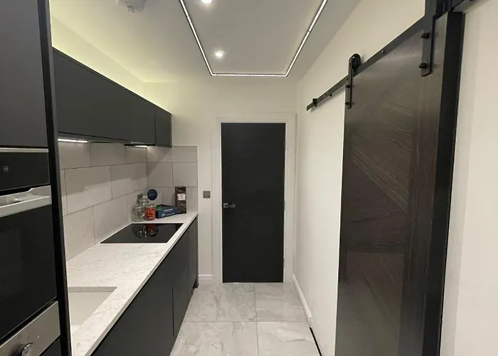 2bedroom With Steam * אדינבורו