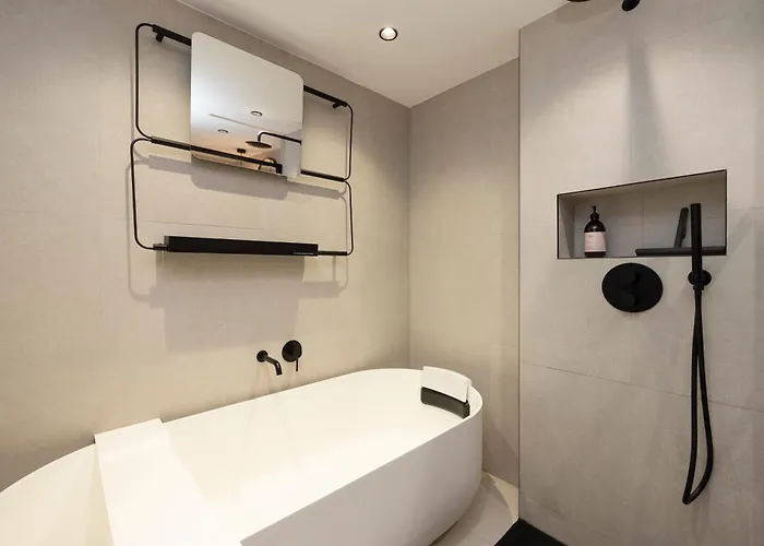 Joivy Fabulous With Bay View Terrace Apartment Edinburgh