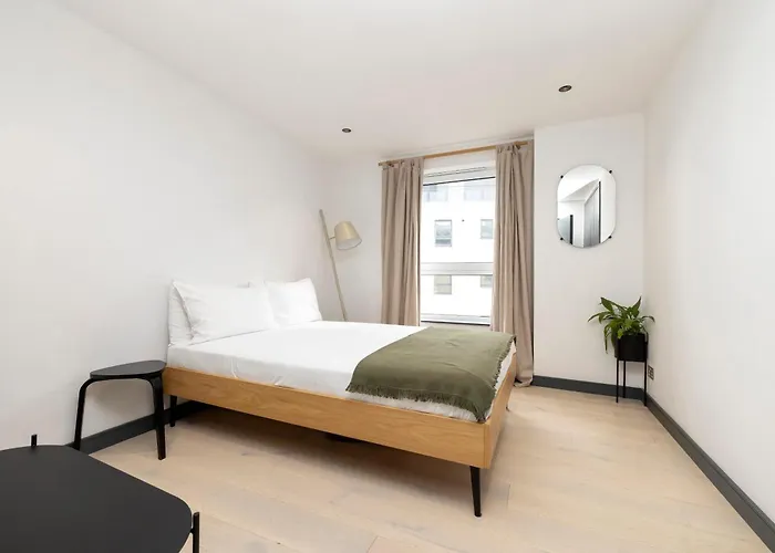 Joivy Fabulous With Bay View Terrace * Edinburgh