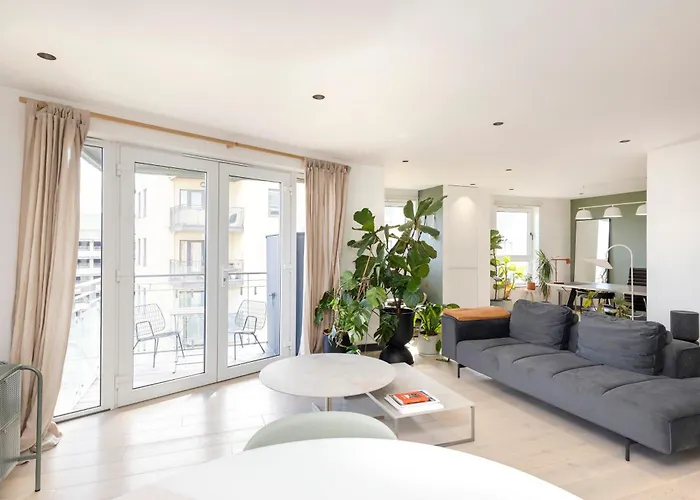 Joivy Fabulous With Bay View Terrace Apartment Edinburgh