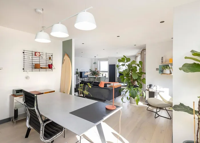 Apartment Joivy Fabulous With Bay View Terrace *