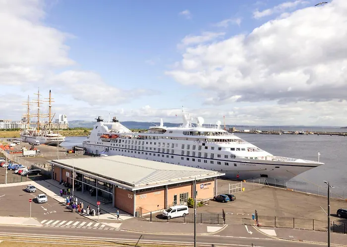 Joivy Fabulous With Bay View Terrace Apartment Edinburgh