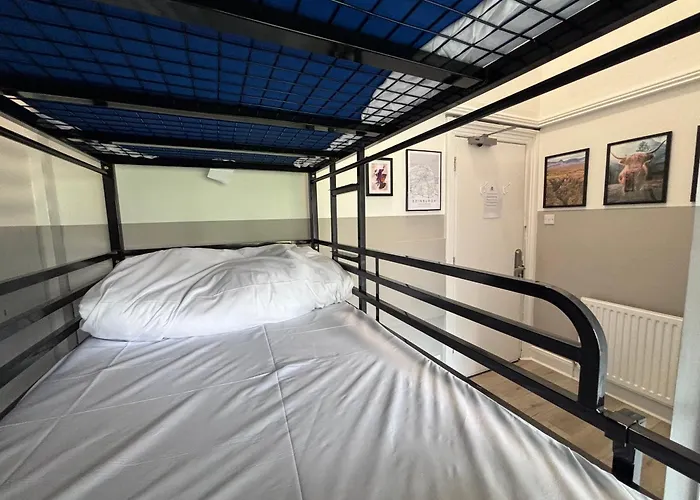 Haymarket Hub 3*