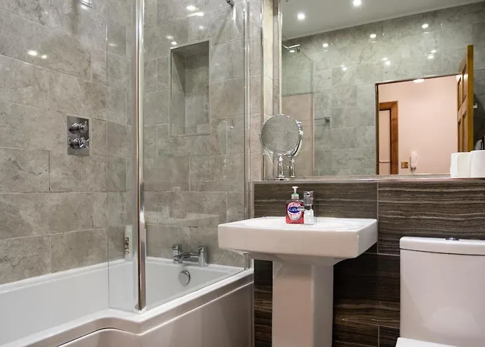 Blackfriars - Beautiful דירה אדינבורו