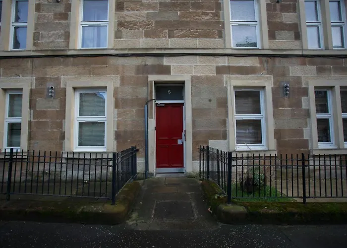 Stylish - Near Haymarket, Walk To Castle And Princes Street דירה אדינבורו