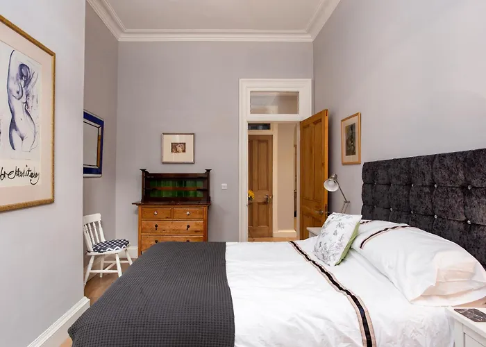 דירה Spacious 2 Bedroom House Near The Meadows אדינבורו