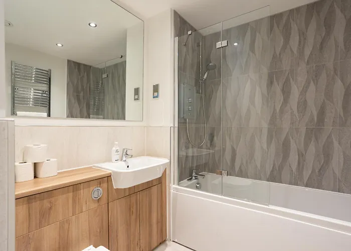 Comfy 2 Bedroom Near Centre Tatil Evi Edinburgh