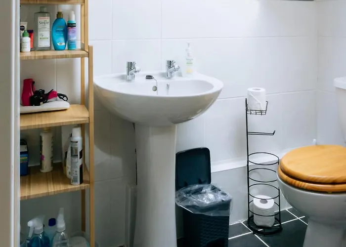 Stylish 3 Bedroom Near Hollyrood Park Feriehus Edinburgh