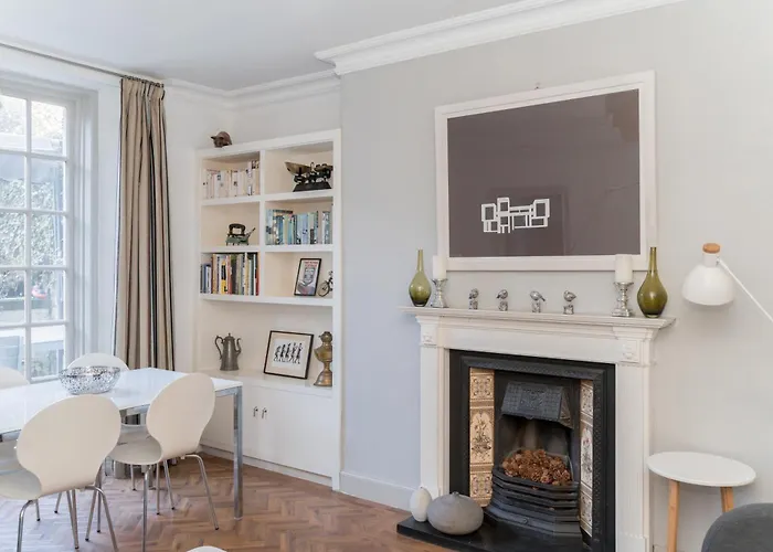 Beautiful & Bright 2bd Flat - Haymarket * אדינבורו