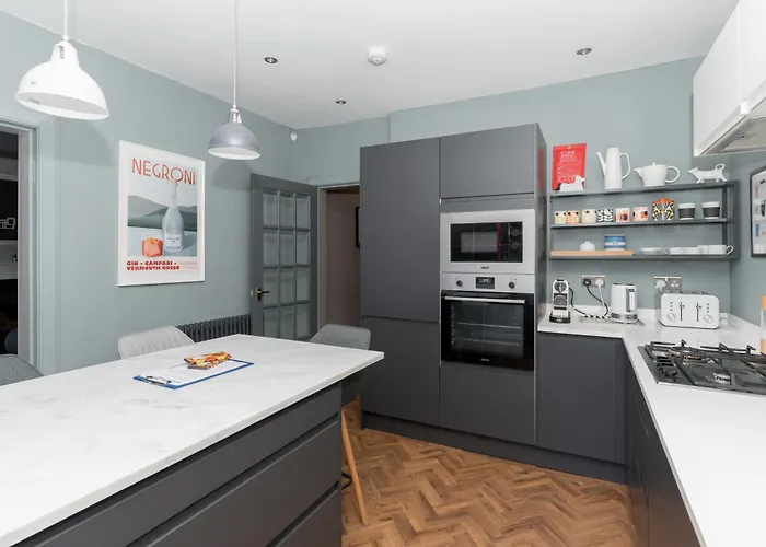 Lägenhet Beautiful & Bright 2bd Flat - Haymarket *