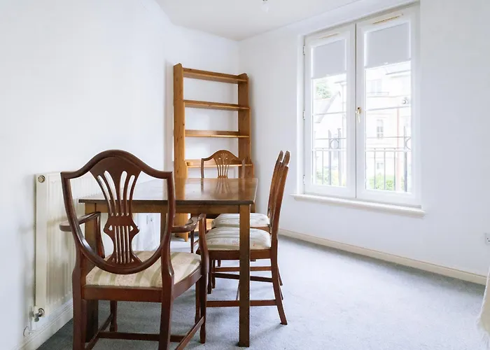 Apartment Snug & Serene 2bd Flat - Roseburn *